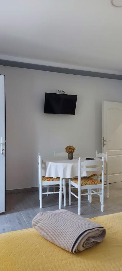 Top Location Živogošće Esterno foto